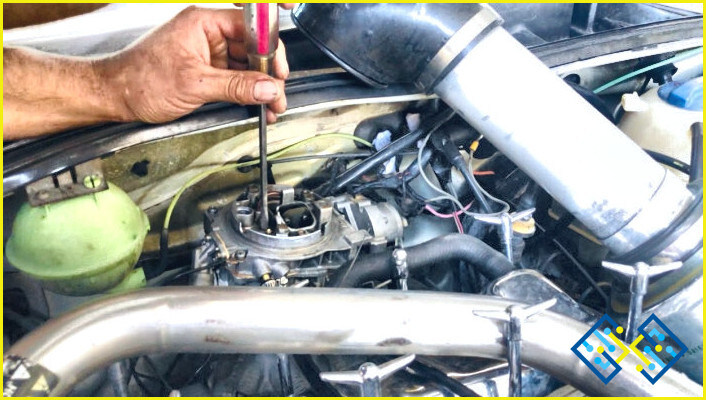 Cómo limpiar el carburador de un coche sin desmontarlo?
