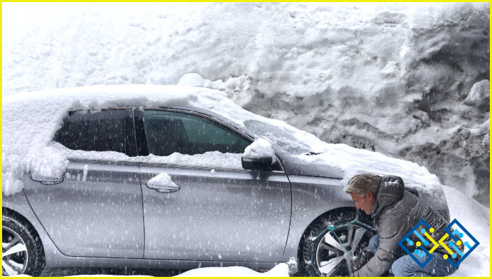 ¿Cómo evitar que su coche se deslice sobre el hielo?
